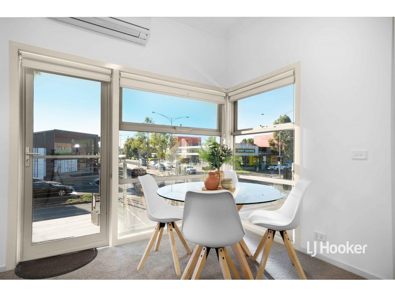 2/45 Tom Roberts Parade, Point Cook VIC 3030