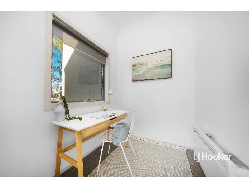 2/45 Tom Roberts Parade, Point Cook VIC 3030