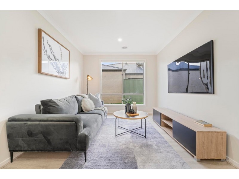 15 Mopane Circuit, Wyndham Vale VIC 3024