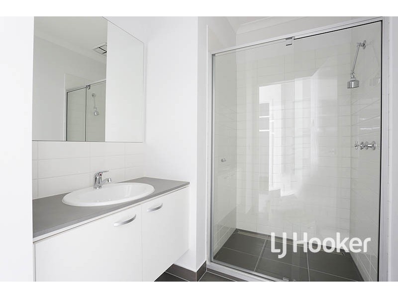 13 Bennerson Street, Point Cook VIC 3030