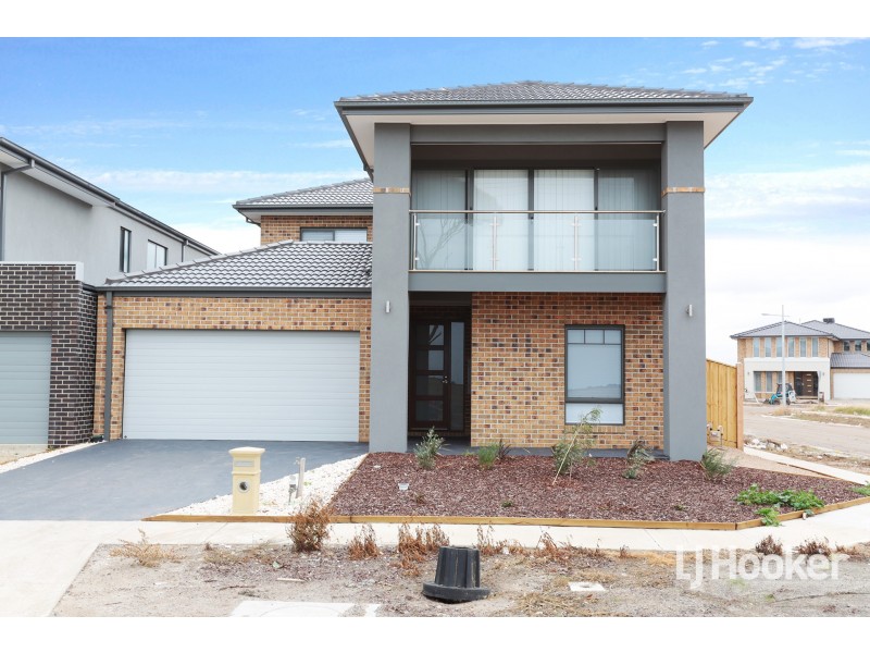 45 Beachside Crescent, Point Cook VIC 3030