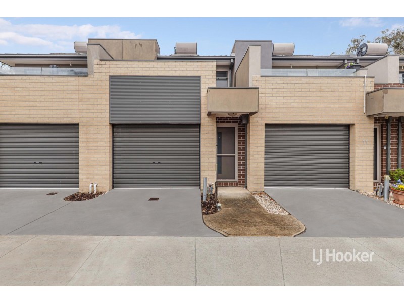 9 Burssi Circuit, Doreen VIC 3754