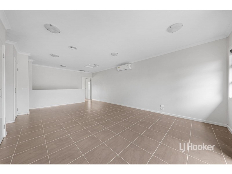 9 Burssi Circuit, Doreen VIC 3754