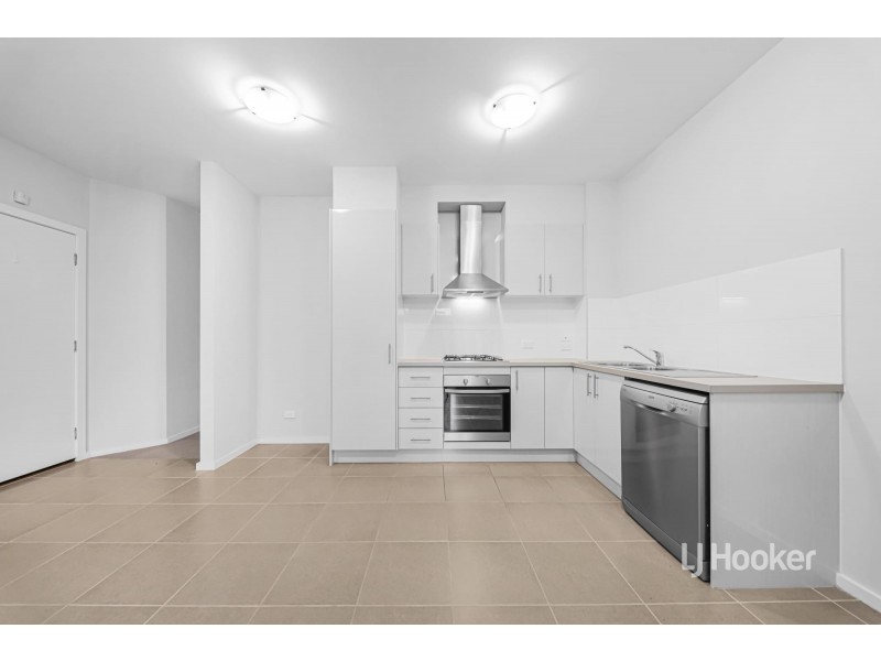 11/20 Hyde Park Avenue, Craigieburn VIC 3064