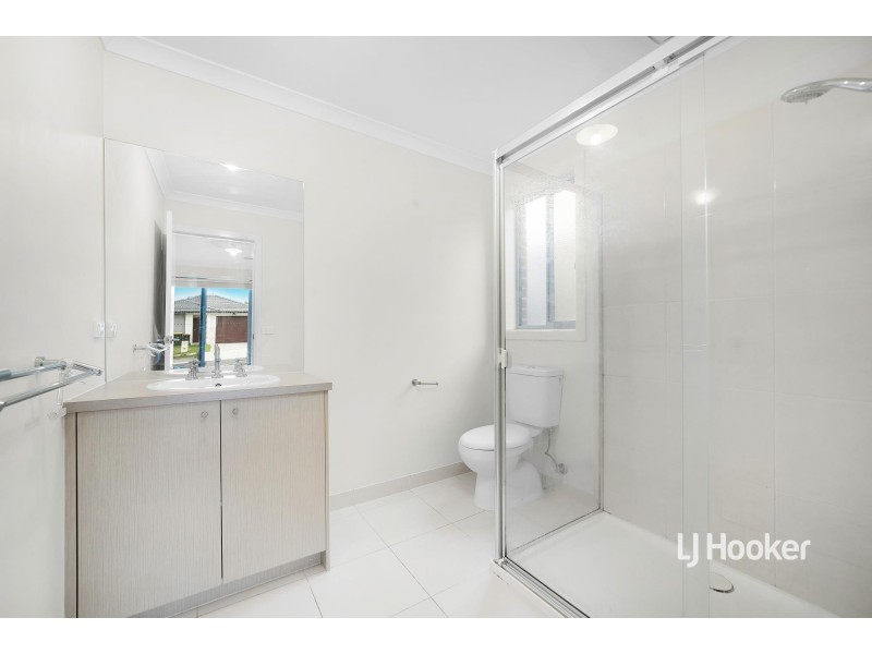 12 Parvana Drive, Tarneit VIC 3029