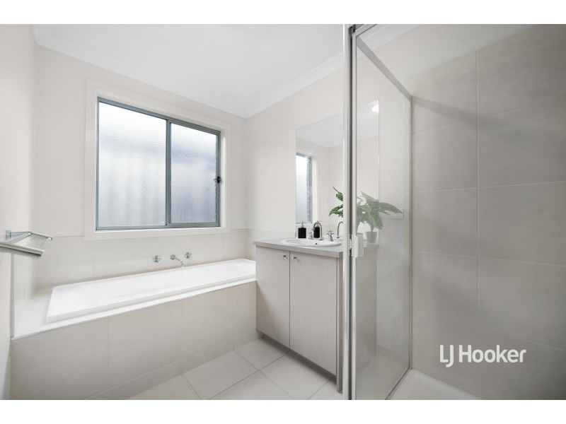 12 Parvana Drive, Tarneit VIC 3029