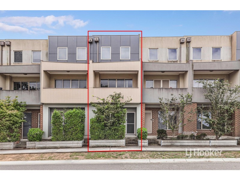 10 Annecy Lane, Pakenham VIC 3810