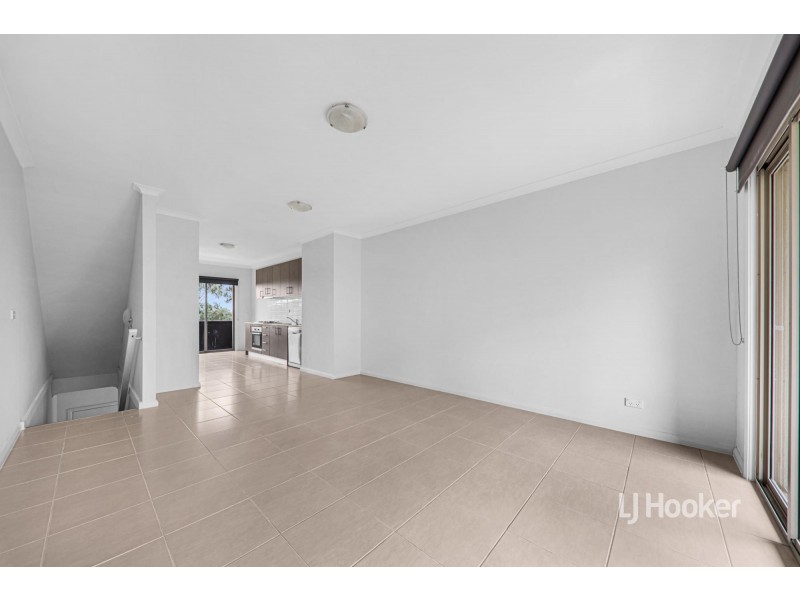 10 Annecy Lane, Pakenham VIC 3810