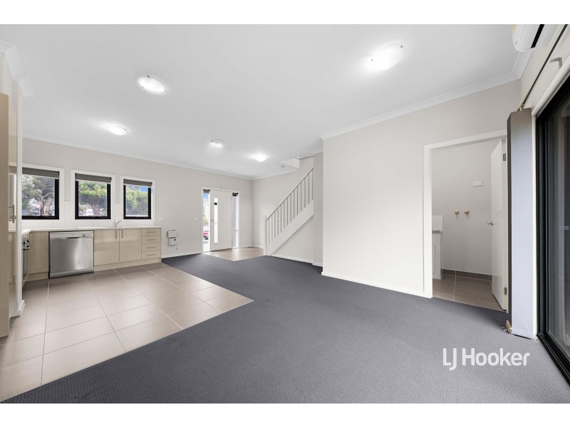 28/20 Hyde Park Avenue, Craigieburn VIC 3064