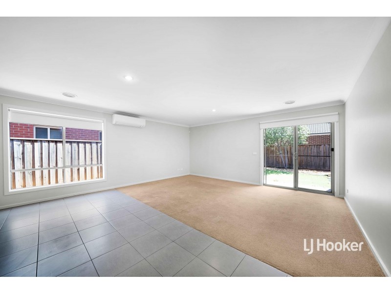 23 Bolivar Esplanade, Truganina VIC 3029