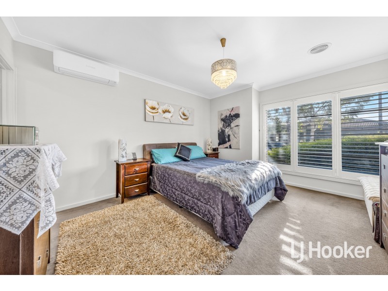 20 Royal Circuit, Point Cook VIC 3030