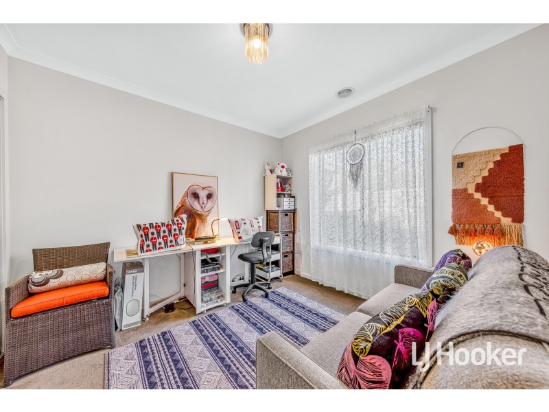 20 Royal Circuit, Point Cook VIC 3030