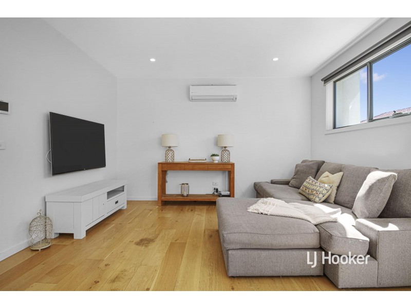 1/35 Linnet Street, Altona VIC 3018