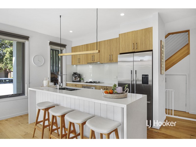 1/35 Linnet Street, Altona VIC 3018