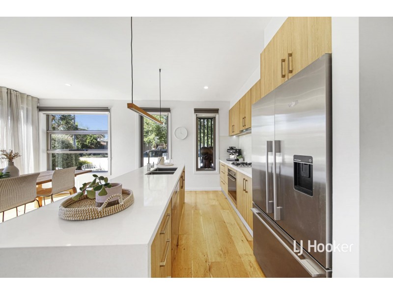 1/35 Linnet Street, Altona VIC 3018