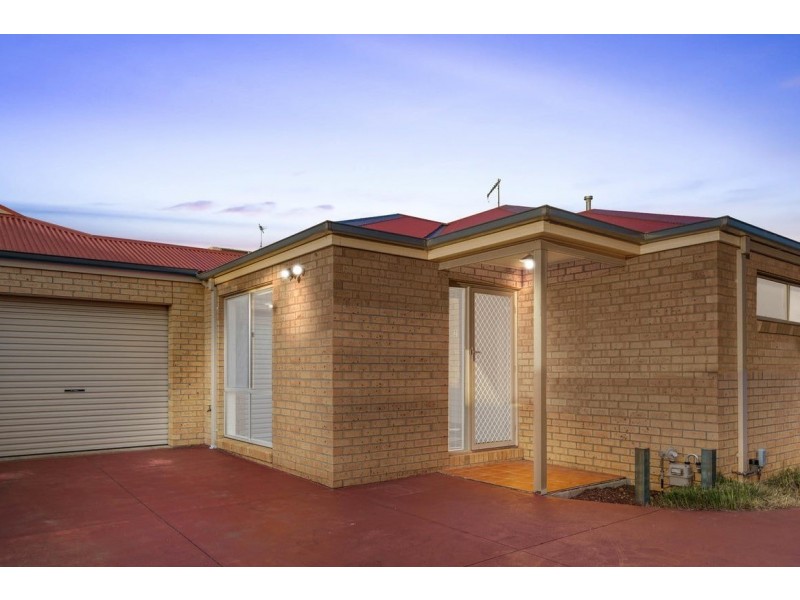 2/22 Francis Street, Werribee VIC 3030