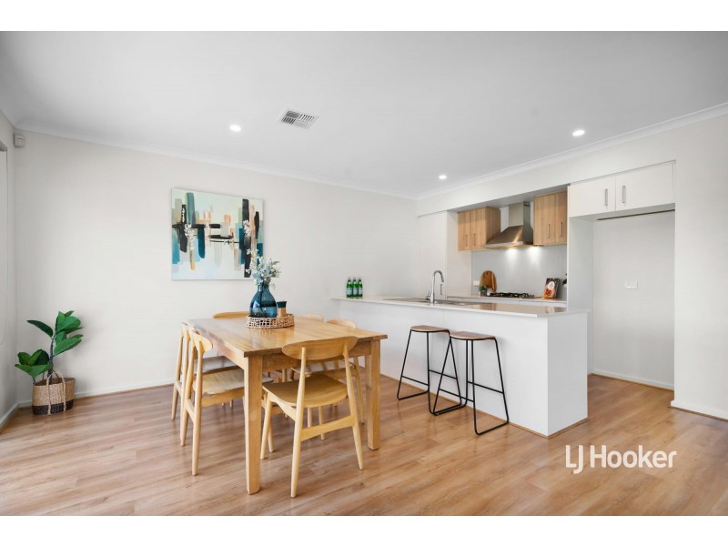 1 Overland Chase, Werribee VIC 3030