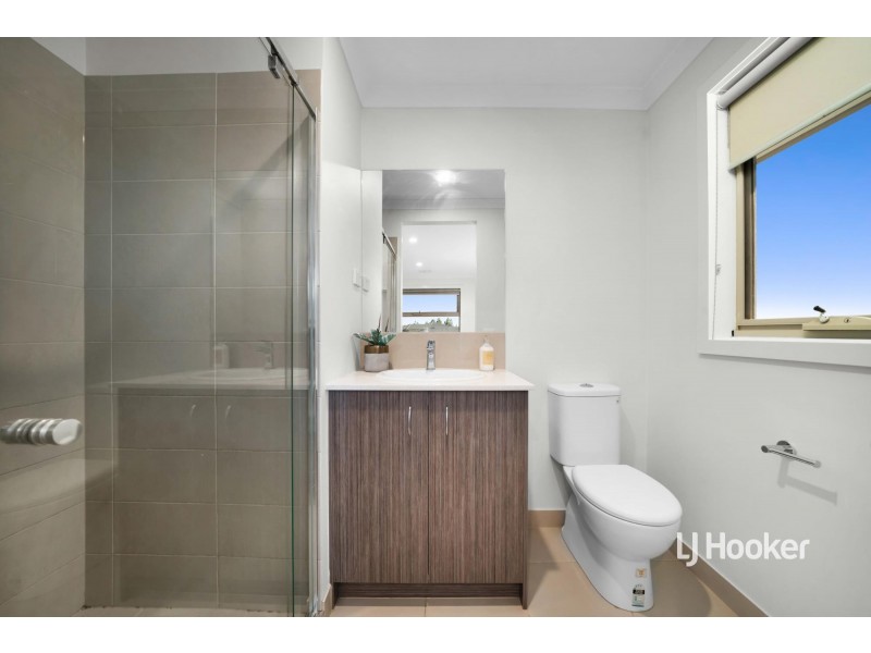 1 Overland Chase, Werribee VIC 3030