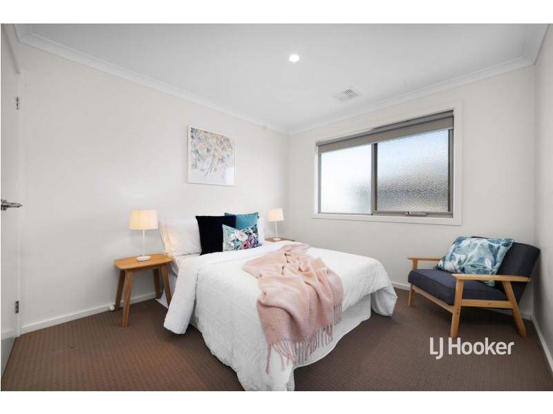 1 Overland Chase, Werribee VIC 3030