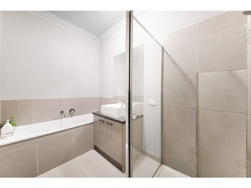 7 Fox Walk, Truganina VIC 3029