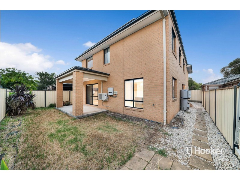 7 Bolcarra Grove, Truganina VIC 3029