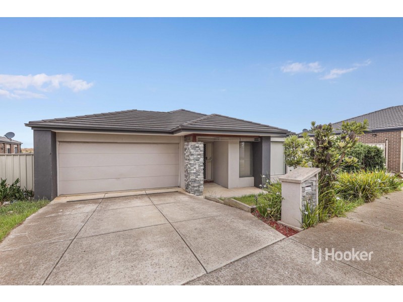 11 Raven Street, Brookfield VIC 3338