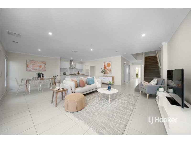 12 Weemala Grove, Werribee VIC 3030