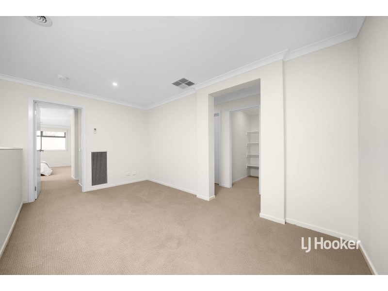 12 Weemala Grove, Werribee VIC 3030