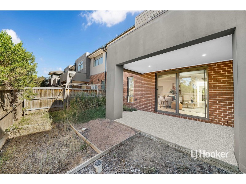 12 Weemala Grove, Werribee VIC 3030