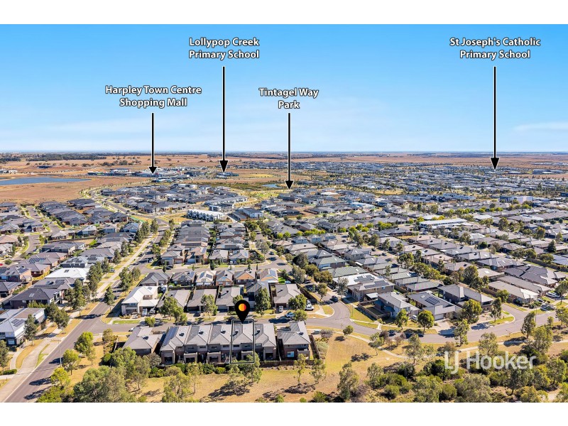 12 Weemala Grove, Werribee VIC 3030