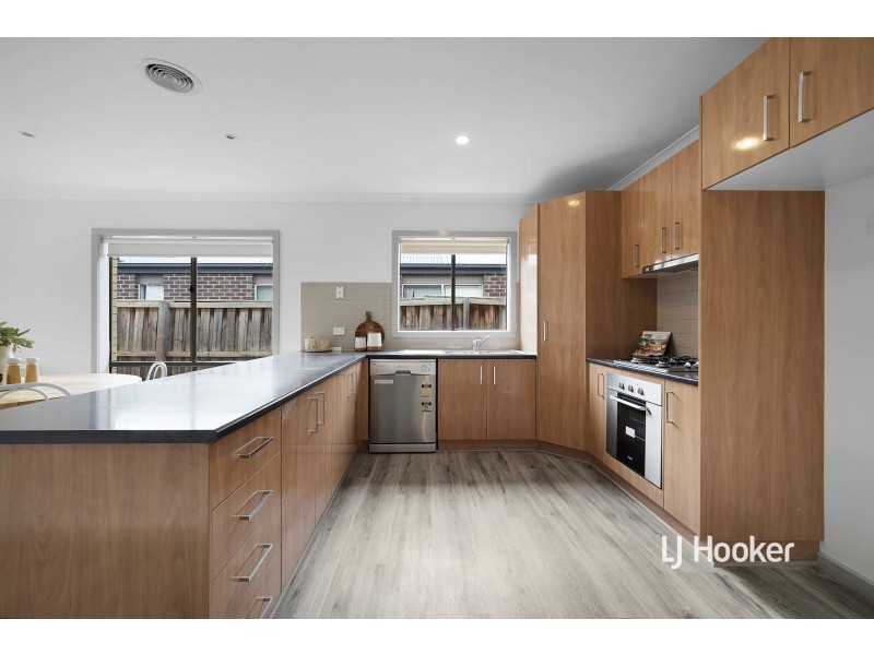 10 Isabella Way, Tarneit VIC 3029