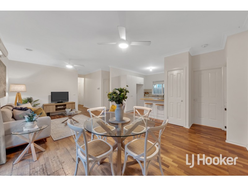 4 Fullard Close, Point Cook VIC 3030