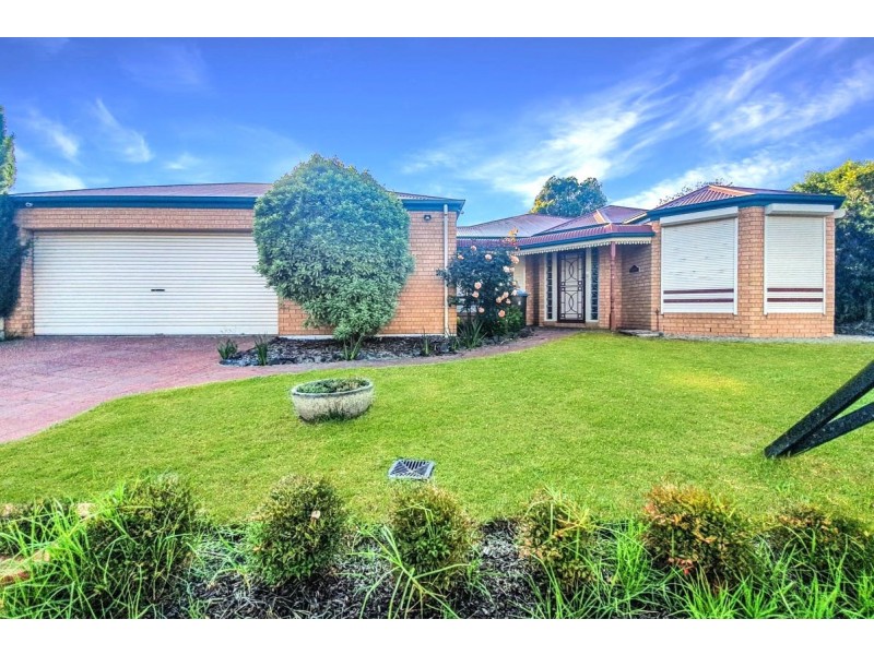 22 Willowgreen Way, Point Cook VIC 3030
