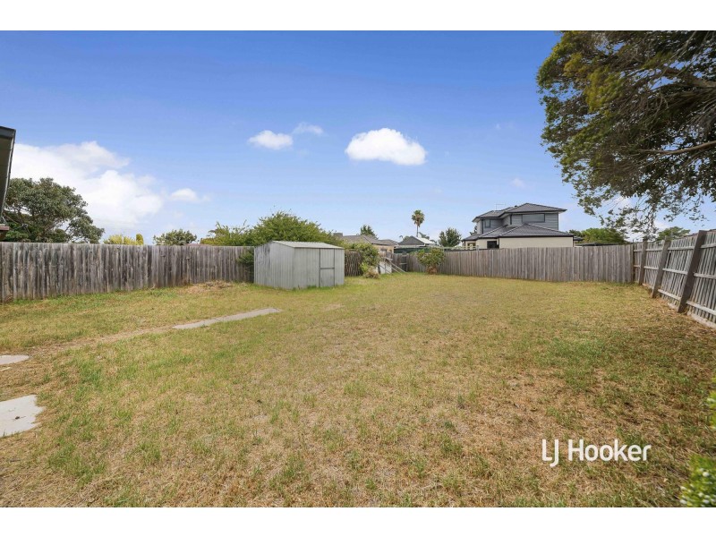 6 Pigeon Street, Werribee VIC 3030