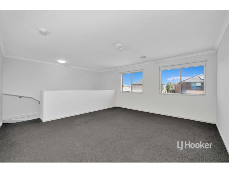 38 Rothbury Parkway, Williams Landing VIC 3027