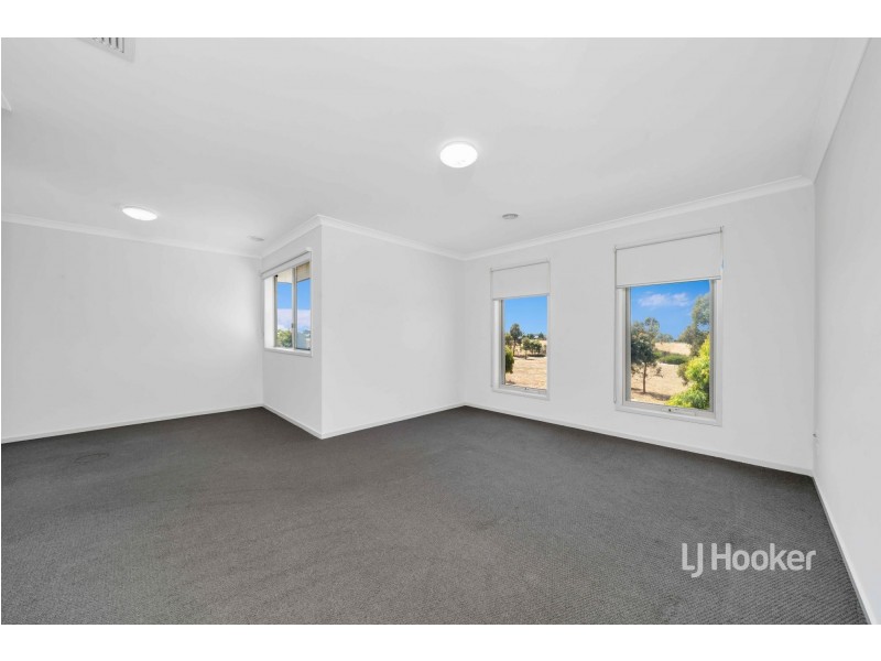 38 Rothbury Parkway, Williams Landing VIC 3027