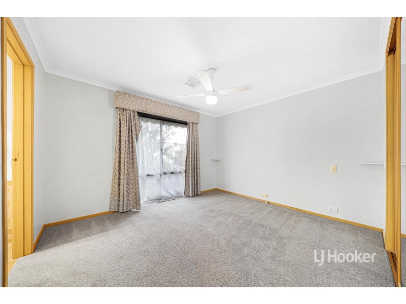 28 McKenzie Crescent, Hoppers Crossing VIC 3029