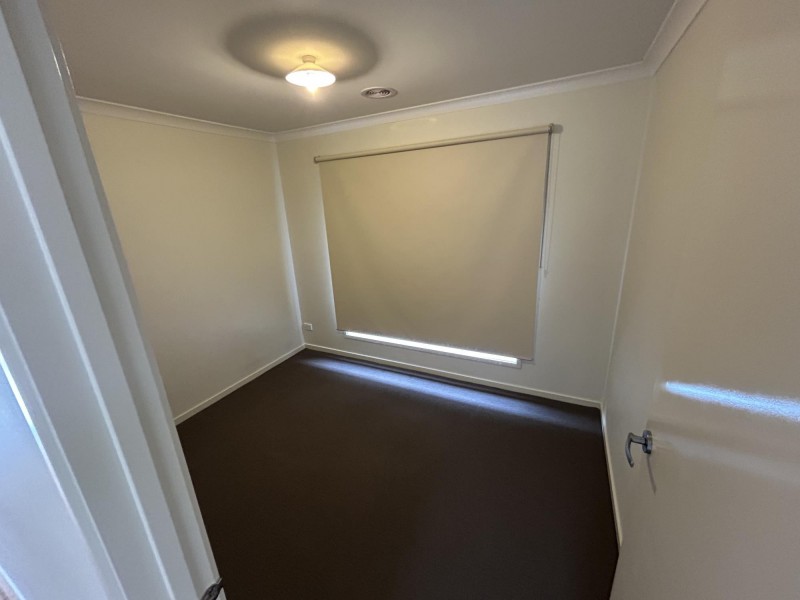 8 Monique Way, Tarneit VIC 3029