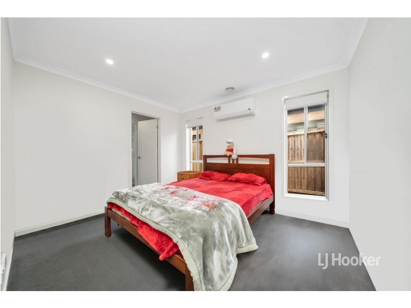 18 Yalmy Avenue, Wollert VIC 3750