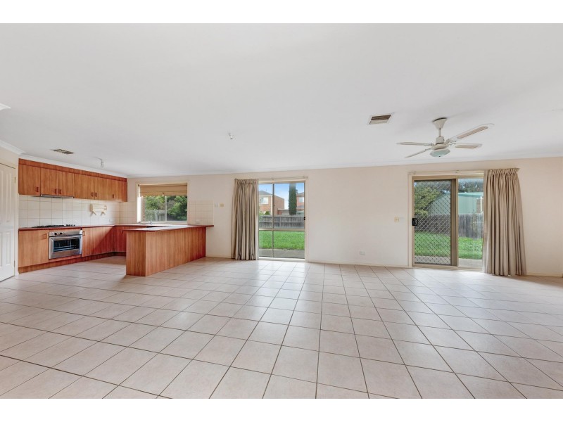 8 Hayley Street, Hoppers Crossing VIC 3029