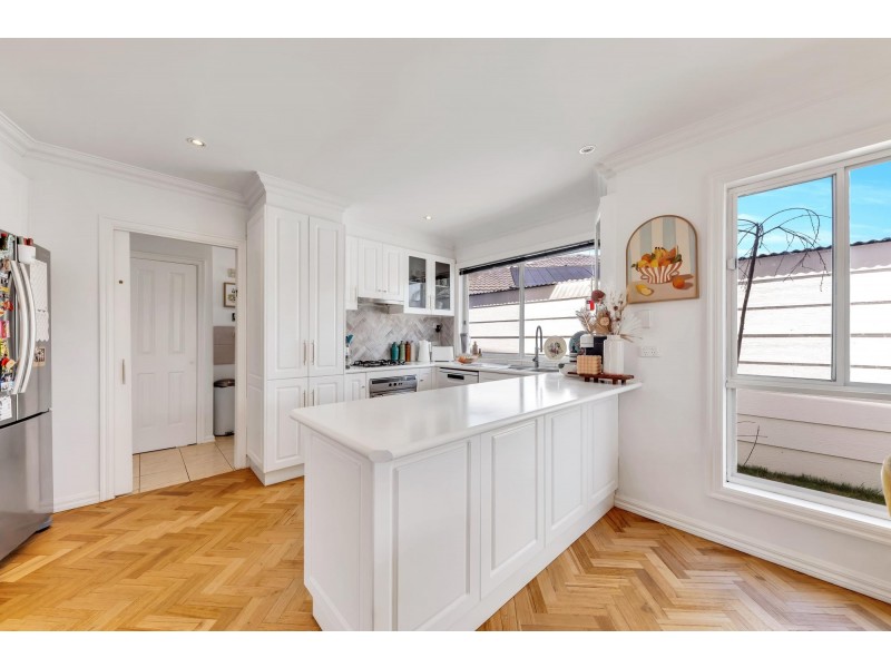 6A Sheppard Court, Altona Meadows VIC 3028