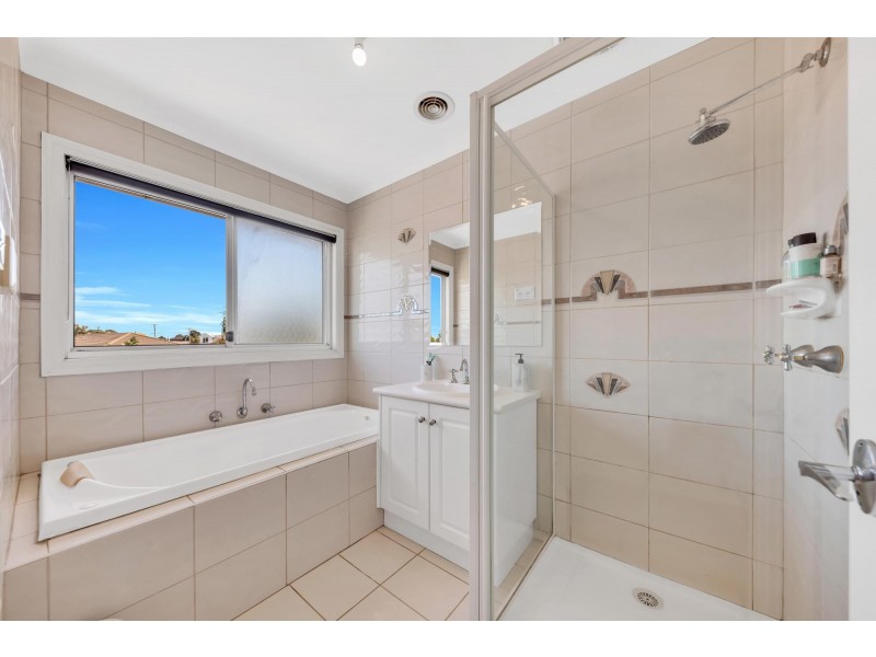 6A Sheppard Court, Altona Meadows VIC 3028