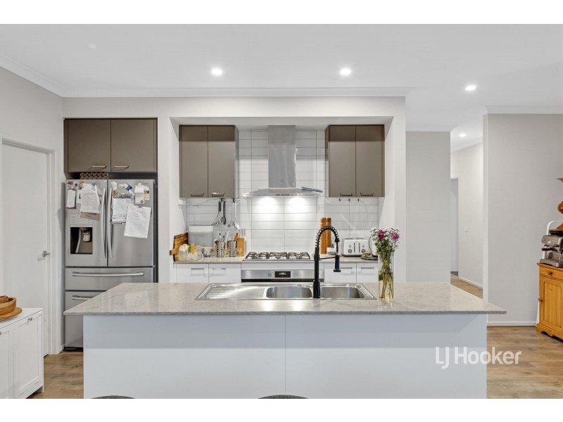4 Bratan Way, Truganina VIC 3029