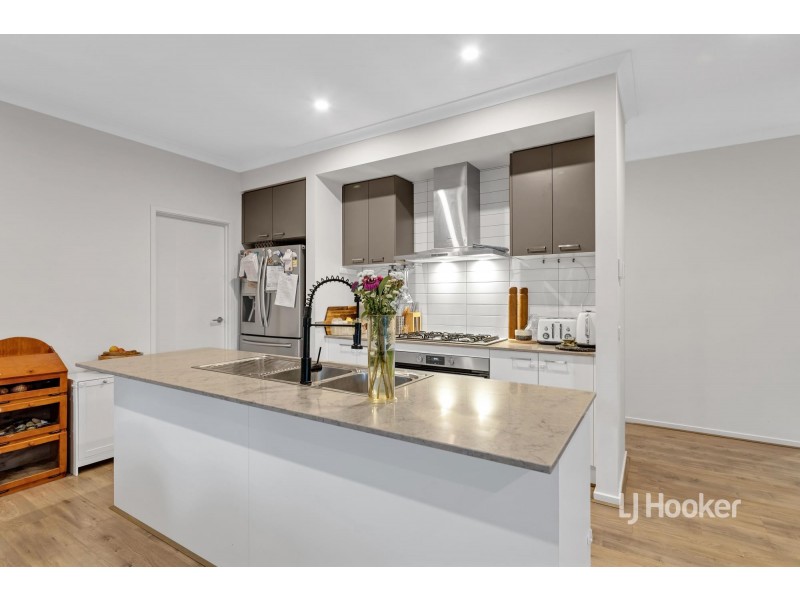 4 Bratan Way, Truganina VIC 3029