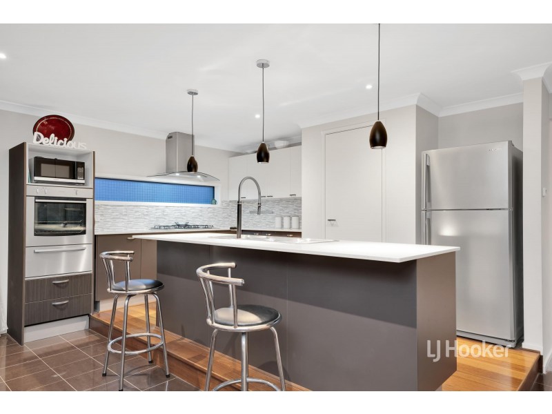 7 Fairbridge Road, Point Cook VIC 3030