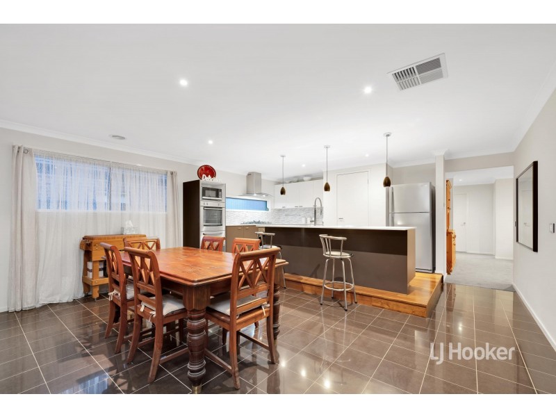 7 Fairbridge Road, Point Cook VIC 3030