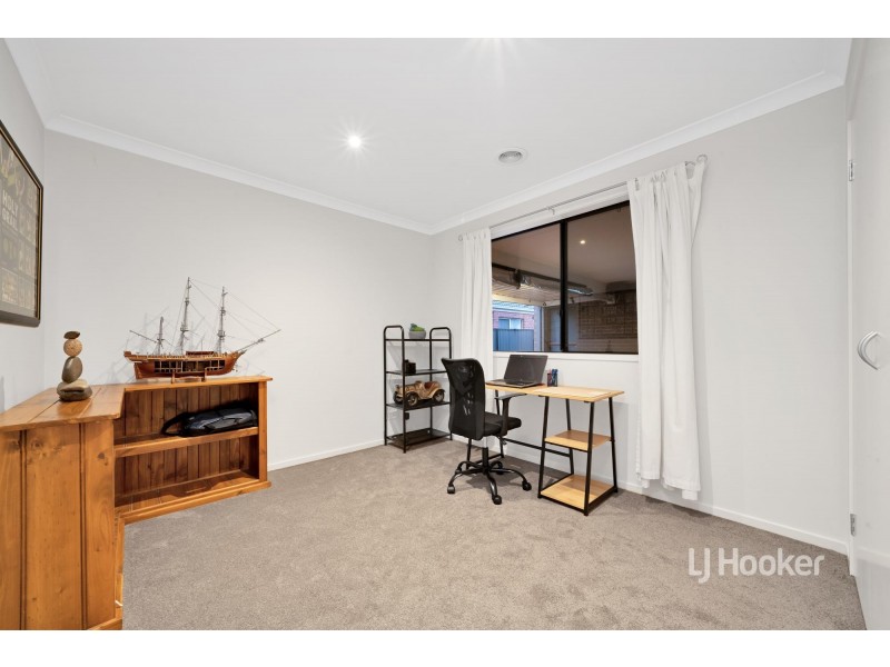 7 Fairbridge Road, Point Cook VIC 3030