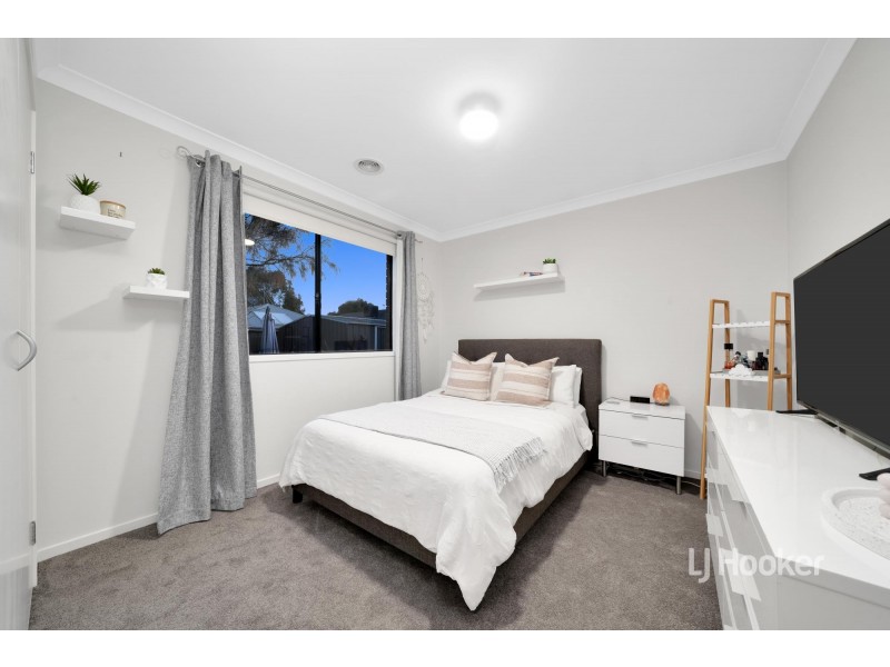 7 Fairbridge Road, Point Cook VIC 3030