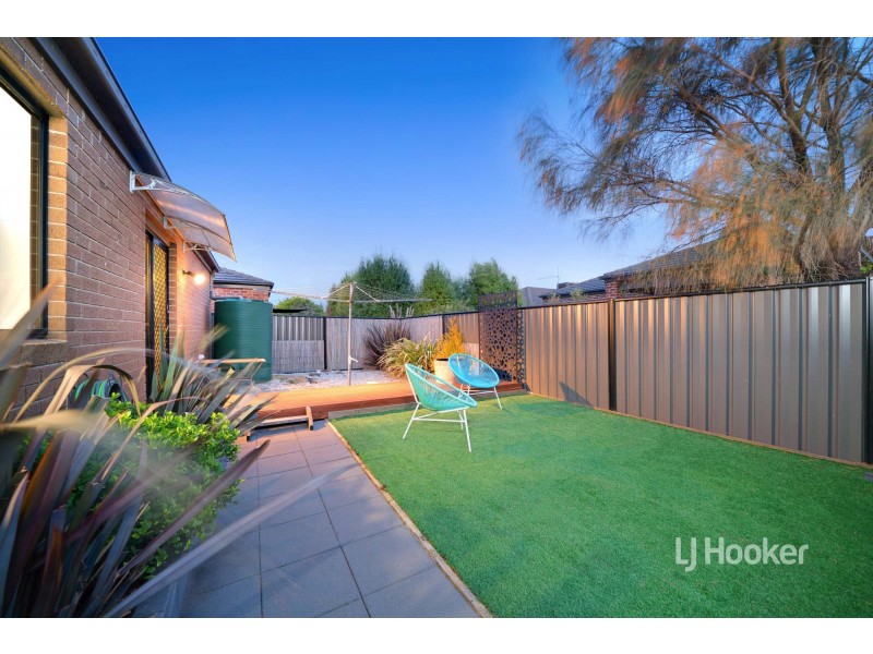 7 Fairbridge Road, Point Cook VIC 3030