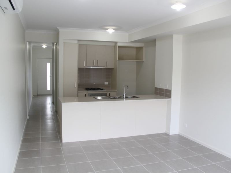 21 Grantham Walk, Williams Landing VIC 3027